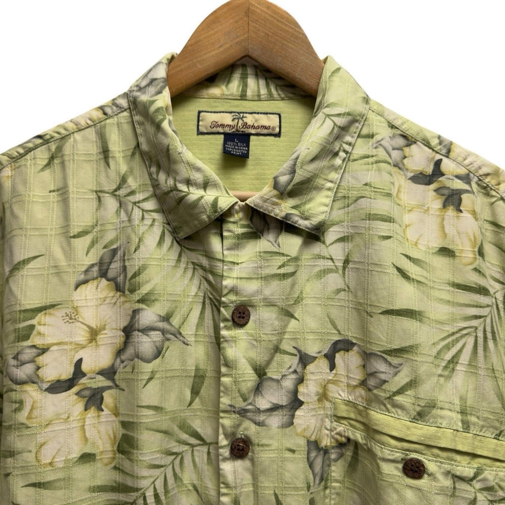 Tommy Bahama Men's Large Lime Green Floral Textured Silk Hawaiian Camp Shirt euc